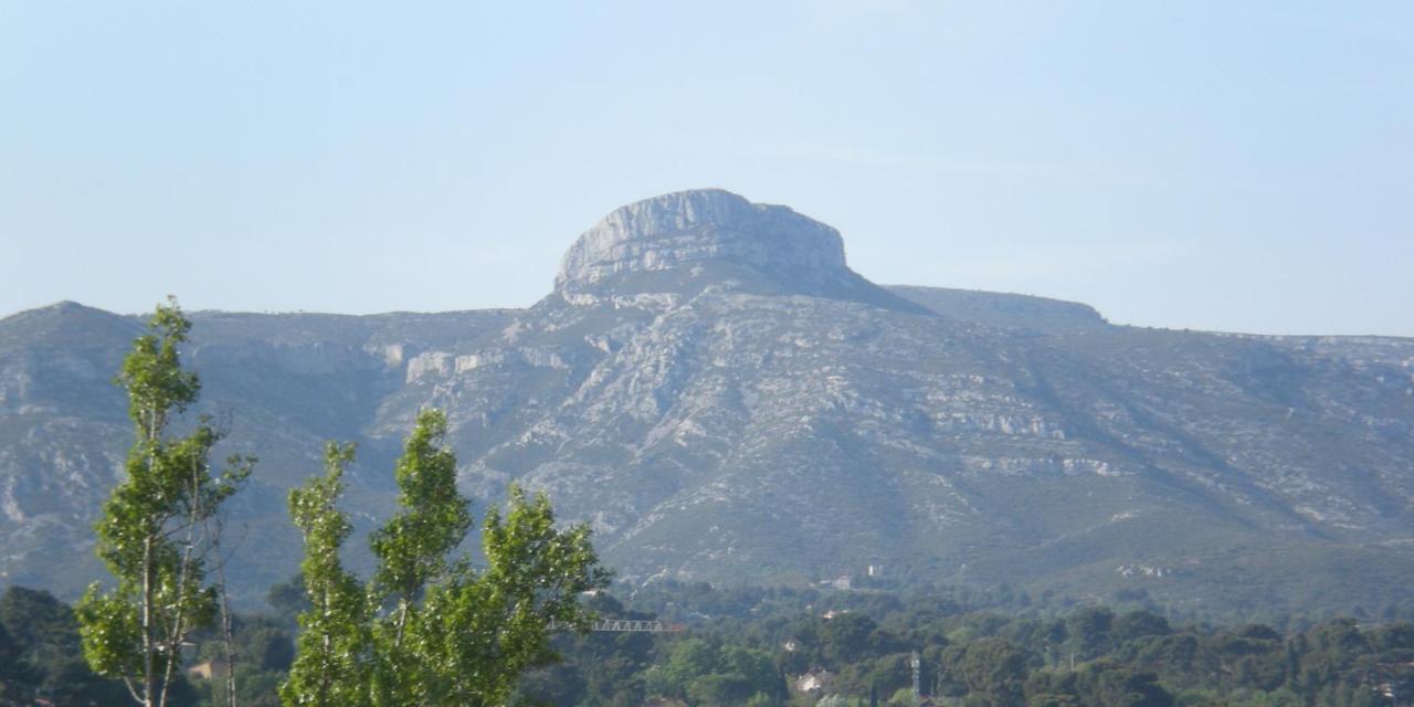 Chez Vero - Chambre D'Hote Privee - Proche Cassis Ste Baume Marseille Le Castelet Agora - Parking Clos - Обан Екстериор снимка