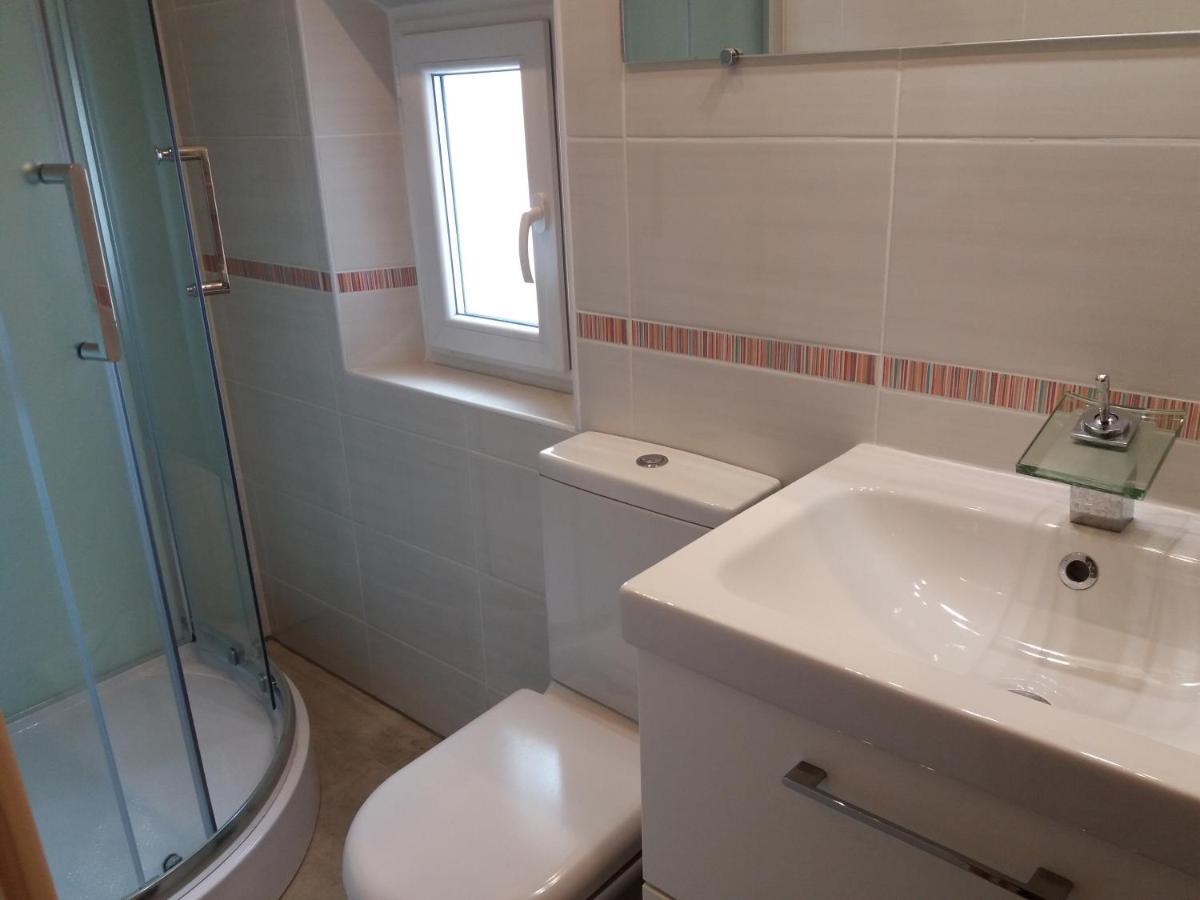 Chez Vero - Chambre D'Hote Privee - Proche Cassis Ste Baume Marseille Le Castelet Agora - Parking Clos - Обан Екстериор снимка
